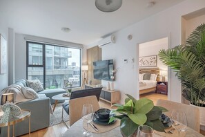 Interior - Old Port Upscale - Free Indoor Parking (Montréal)