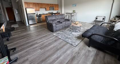 Downtown Spacious Condo