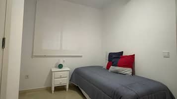 WiFi, bed sheets