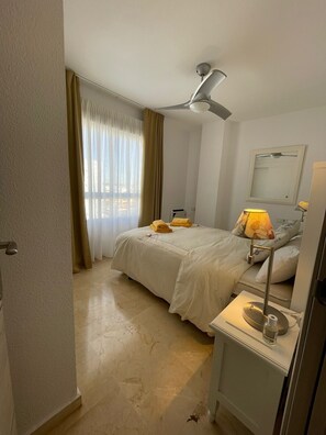 2 bedrooms, iron/ironing board, WiFi, bed sheets - Apartment 'El Portil Pinares' with Shared Pool, Private Terrace and Wi-Fi (El Portil)