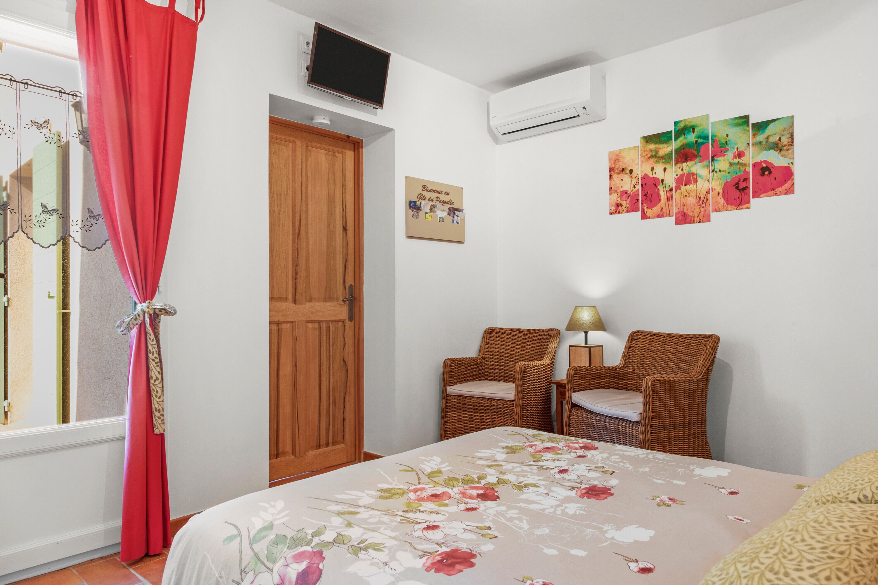 1 bedroom, iron/ironing board, WiFi