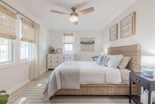 Iron/ironing board, travel cot, WiFi, bed sheets