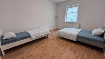 3 Schlafzimmer, Bügeleisen/Bügelbrett, WLAN, Bettwäsche