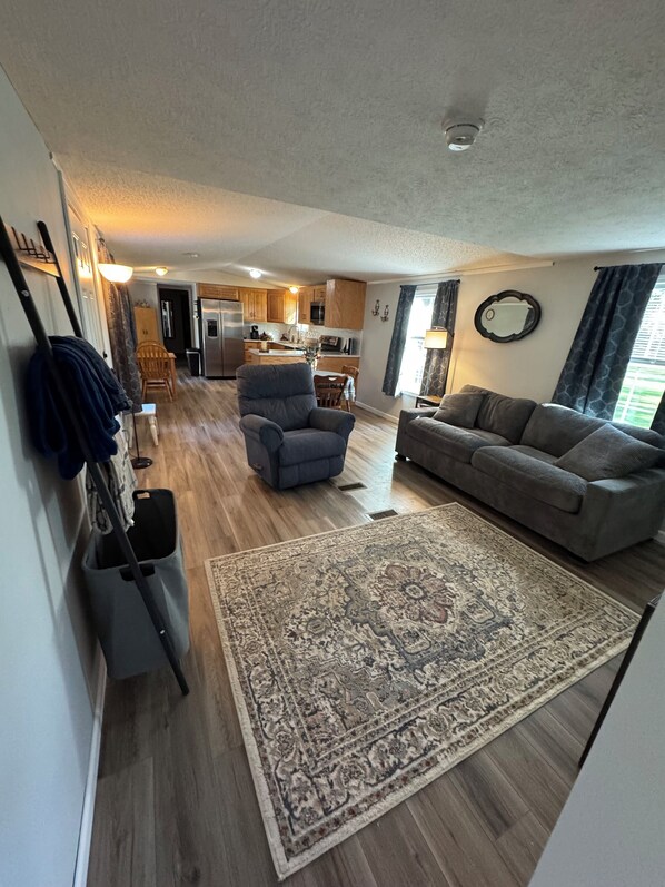 Smart-tv en een tafeltennistafel