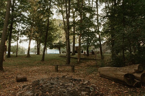 Charming Semi-Secluded Retreat, Where Adventure Meets Relaxation