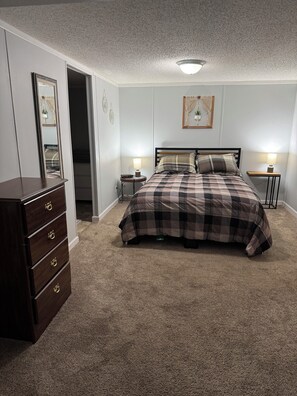 2 Schlafzimmer, Bügeleisen/Bügelbrett, kostenloses WLAN, Bettwäsche