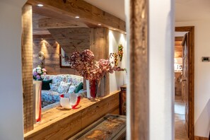 Interior - Alverà Lodge with Terrace R&R (Cortina d´Ampezzo)