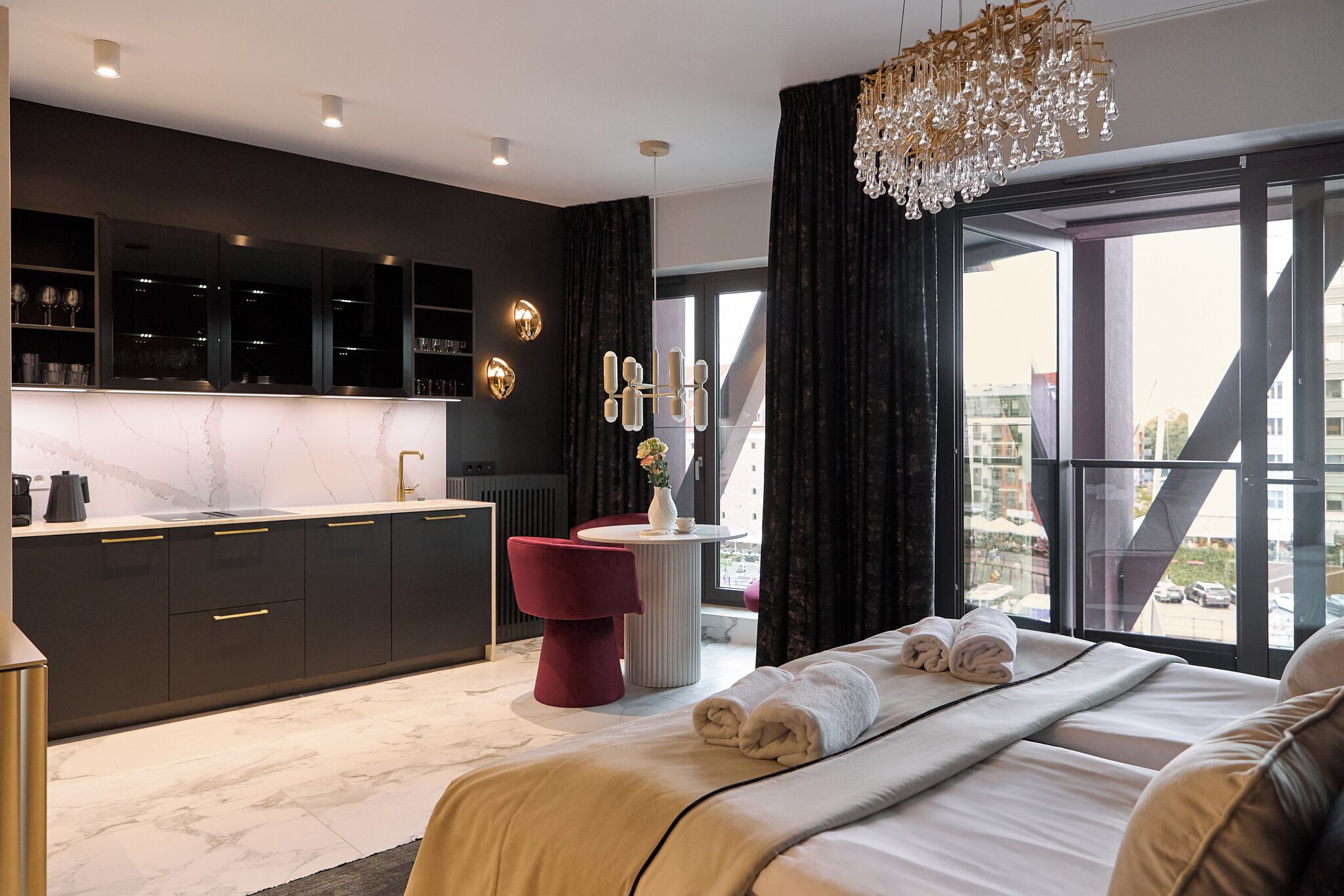 Studio Superior, balkon, pemandangan sungai | Area keluarga | TV layar datar