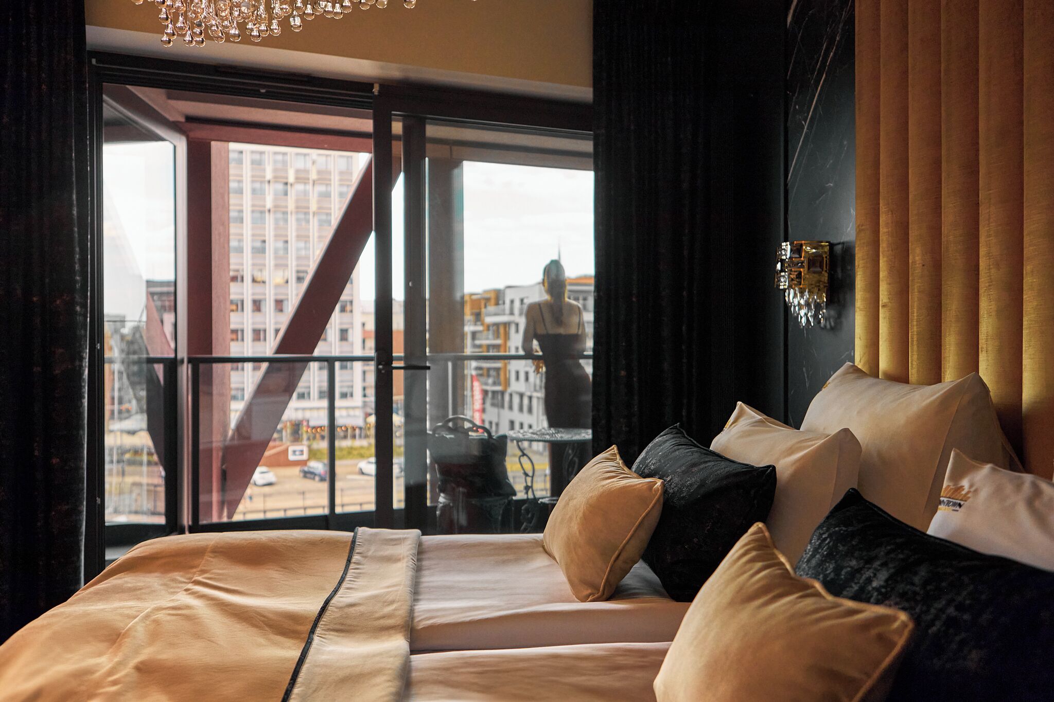 Monolocale Superior, balcone, vista fiume | Area soggiorno | TV a schermo piatto