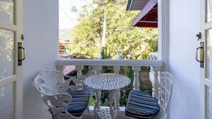 Comfort Room, Balcony | Living area - Pousada Casablanca (Angra dos Reis)