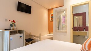 Classic Room | In-room safe, WiFi (free) - Pousada Casablanca (Angra dos Reis)
