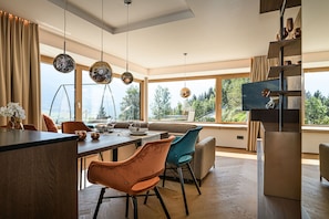 Superior Condo, Pool View | Living area - Apartments VIU by we rent (Bad Hofgastein)