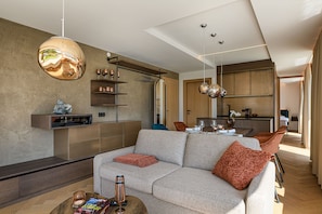 Condo Superior, quang cảnh hồ bơi | Khu phòng khách