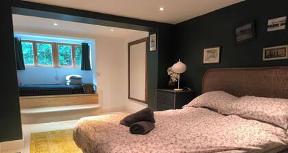 Dieppe Centre. Grand 3 chambre appartement avec terrasse