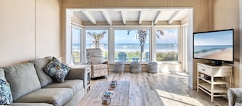 Sunrise Cottage By the Sea | Pet-friendly Oceanfront Cottage with Stunning Views