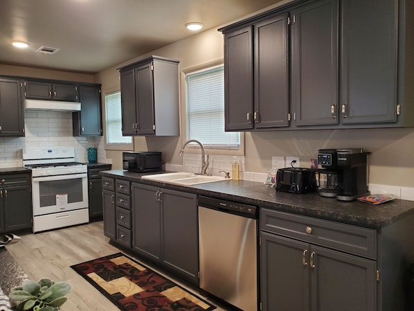 Microwave, oven, stovetop, dishwasher