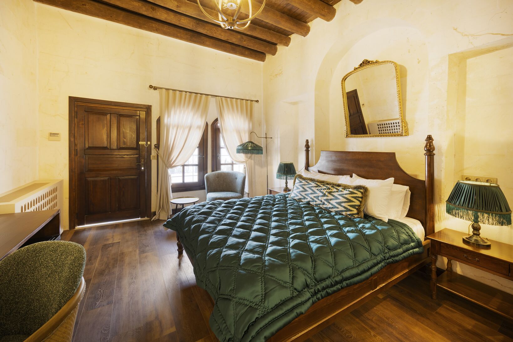 Deluxe Room | Free WiFi