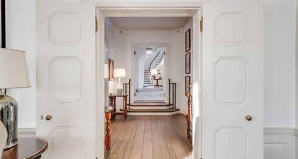 Spacious 7-bedroom house in tranquil Fallston with fitness room, AC