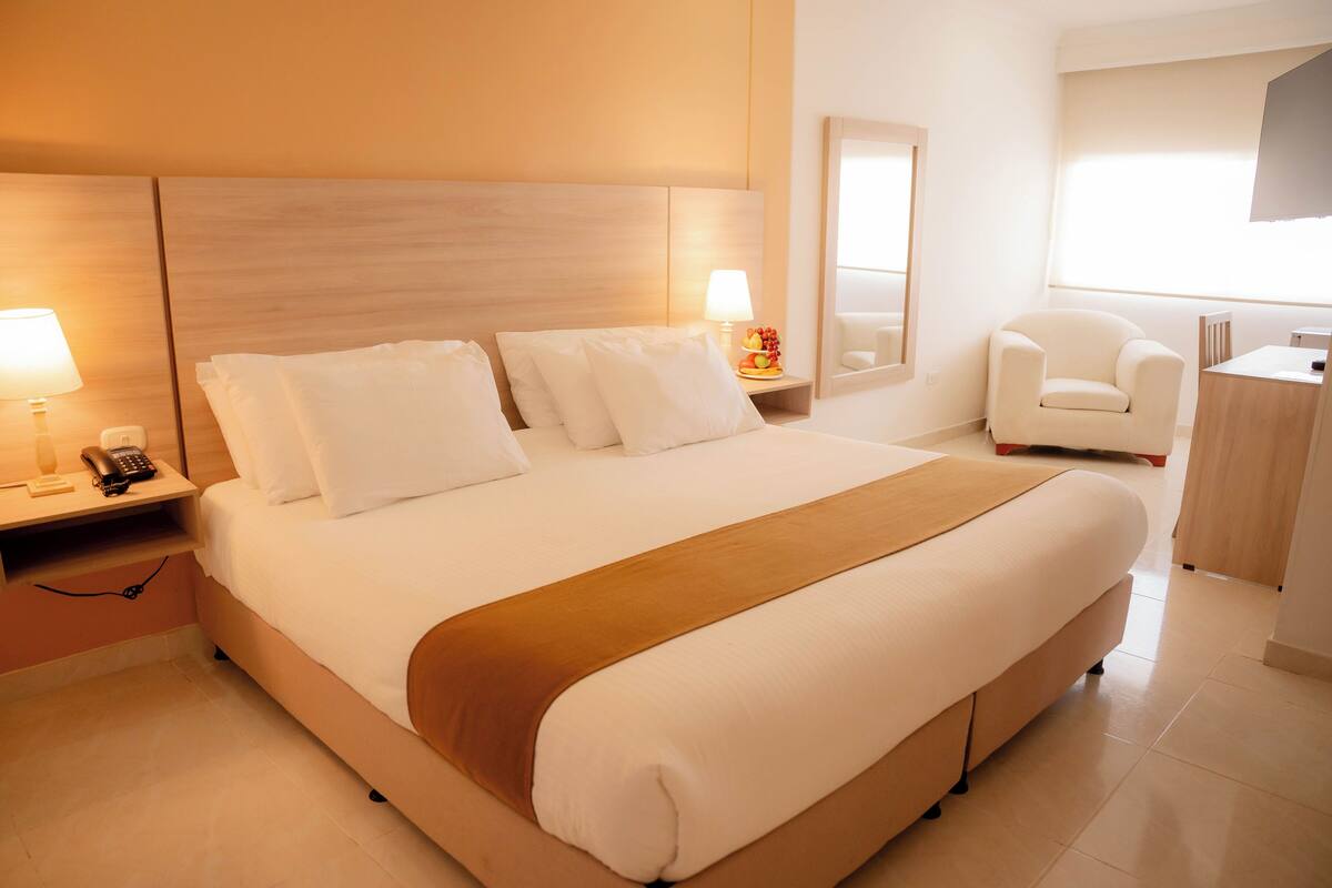 Desk, laptop workspace, free WiFi, bed sheets