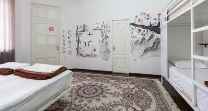 Light Hostel