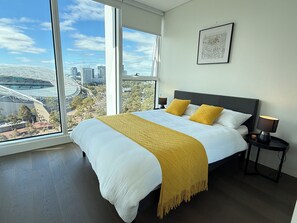 2 slaapkamers, een strijkplank/strijkijzer, gratis wifi, beddengoed