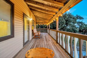 House, Multiple Beds (Dragonfly Deck) | Terrace/patio