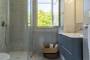 Dusche, Bidet