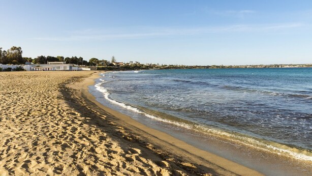 Beach - Villa Due Mari - Retreat by the beach with private pool (Siracusa)