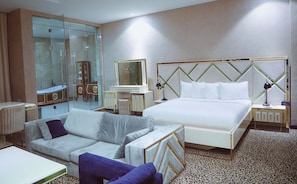 Deluxe Room | Meja, ruang kerja komputer riba, Wi-fi percuma