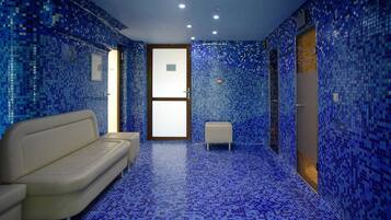 Sauna, bain à remous, hammam, soins corporels, soins d'hydrothérapie