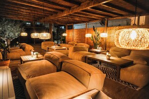 Restaurant - SES VELES IBIZA HOUSE (Santa Eulalia del Rio)