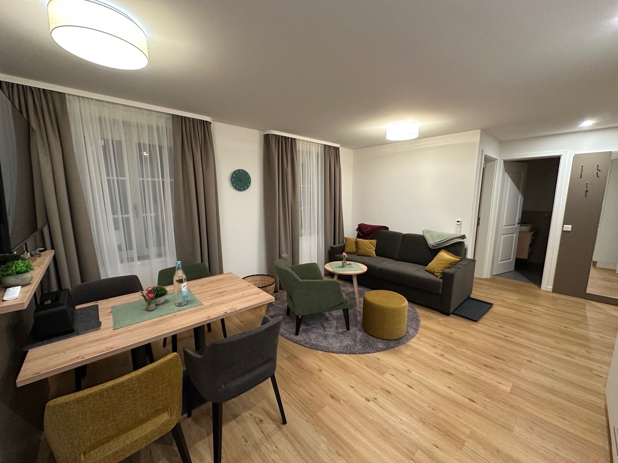 Apartment Ahrblick (1-4 Personen) | Top Ferienwohnung Mit Blick Auf Die Ahr - Mayschoß