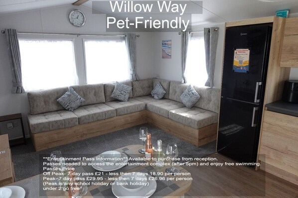 Casa, 3 habitaciones, para fumadores, patio | Sala de estar