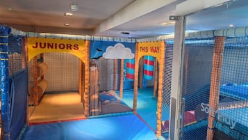 Rumah, 3 kamar tidur, Boleh Merokok, patio | Area anak-anak