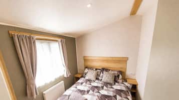 Maison, 3 chambres, fumeurs, patio | 4 chambres