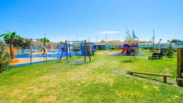 Casa, 3 camere da letto, fumatori, terrazzo | Area bambini