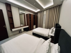 Deluxe Double Room, City View