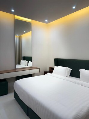 Deluxe-tvíbýli | Öryggishólf í herbergi, hljóðeinangrun, ókeypis þráðlaus nettenging