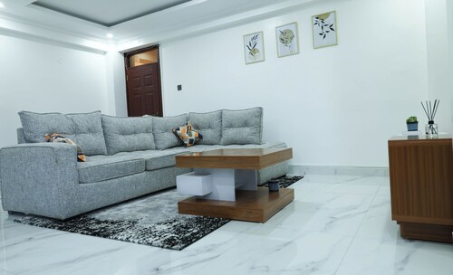 Equator SkyPod - A Charming 2-bedroom apartment in Kisumu