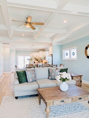 Smart TV, table football