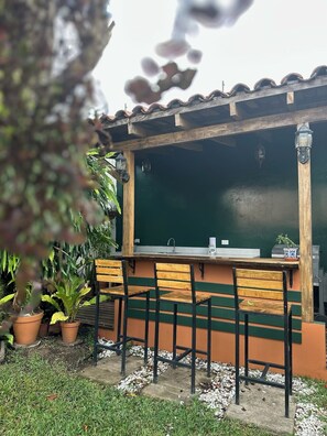 Outdoor dining - Casa Santa Elena Fuertevali Mediterranea (San Salvador)