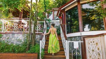 Enceinte de l’hébergement