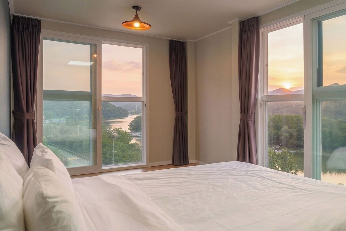 Phòng cơ bản, 1 phòng ngủ (A-201 (Twin / Corner River View)) | 1 phòng ngủ, truy cập Internet không dây miễn phí