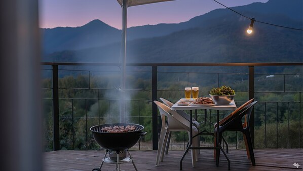 Basic Room, 1 Bedroom (A Bldg 101 (Twin/No View/Budget))