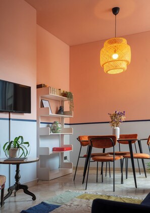 Dining - Arengario Apartment in the historic center of Monza (Monza)