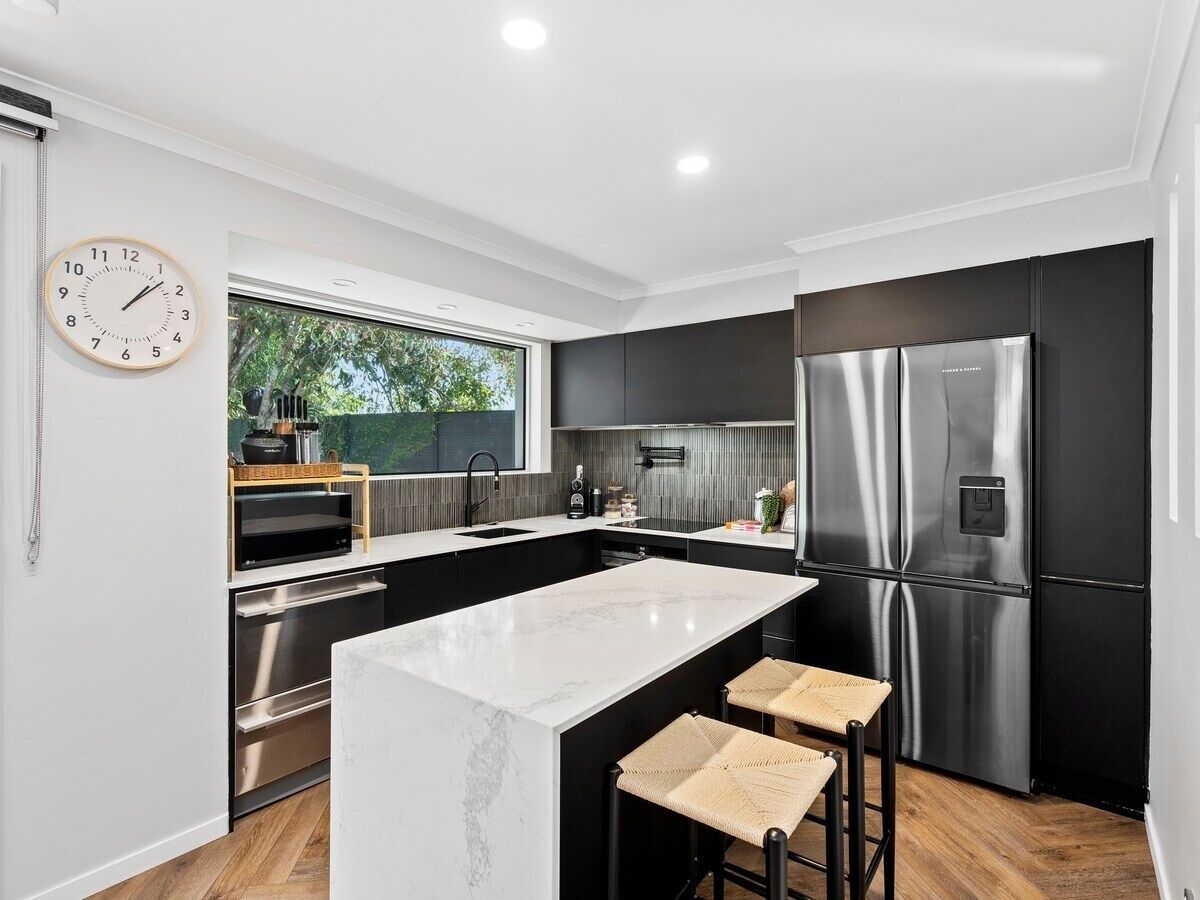 冰箱、微波炉、烤箱、炉灶