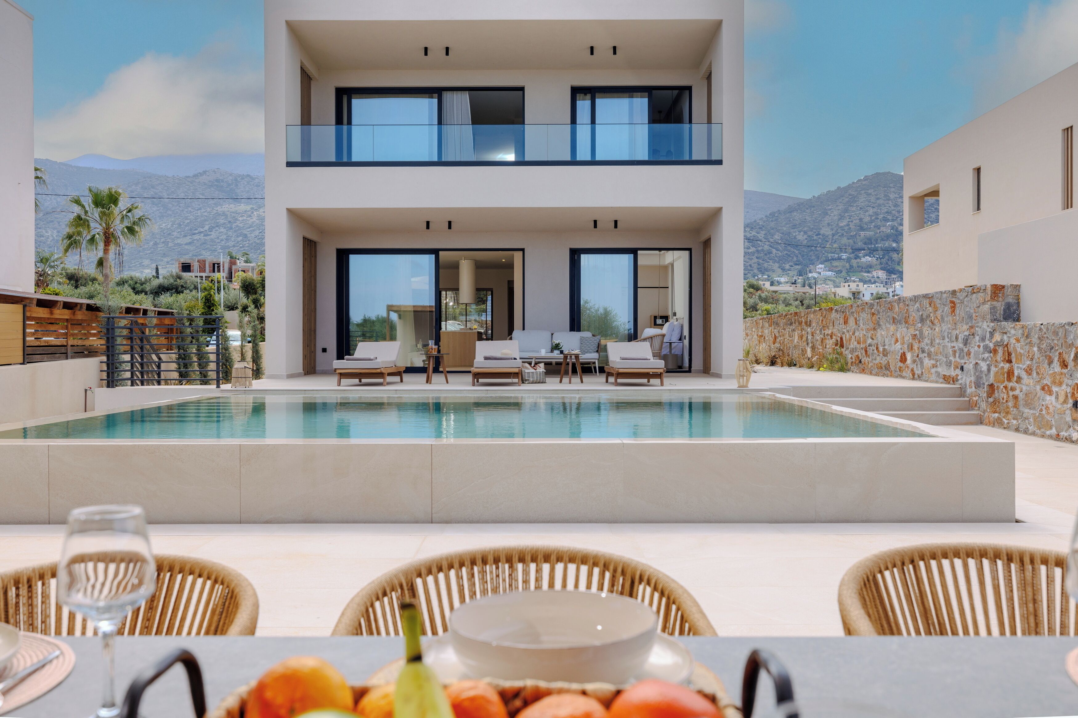 LocoLuxe Suite with Private Shared Pool, Sea View | In-room safe, soundproofing, iron/ironing board, free WiFi