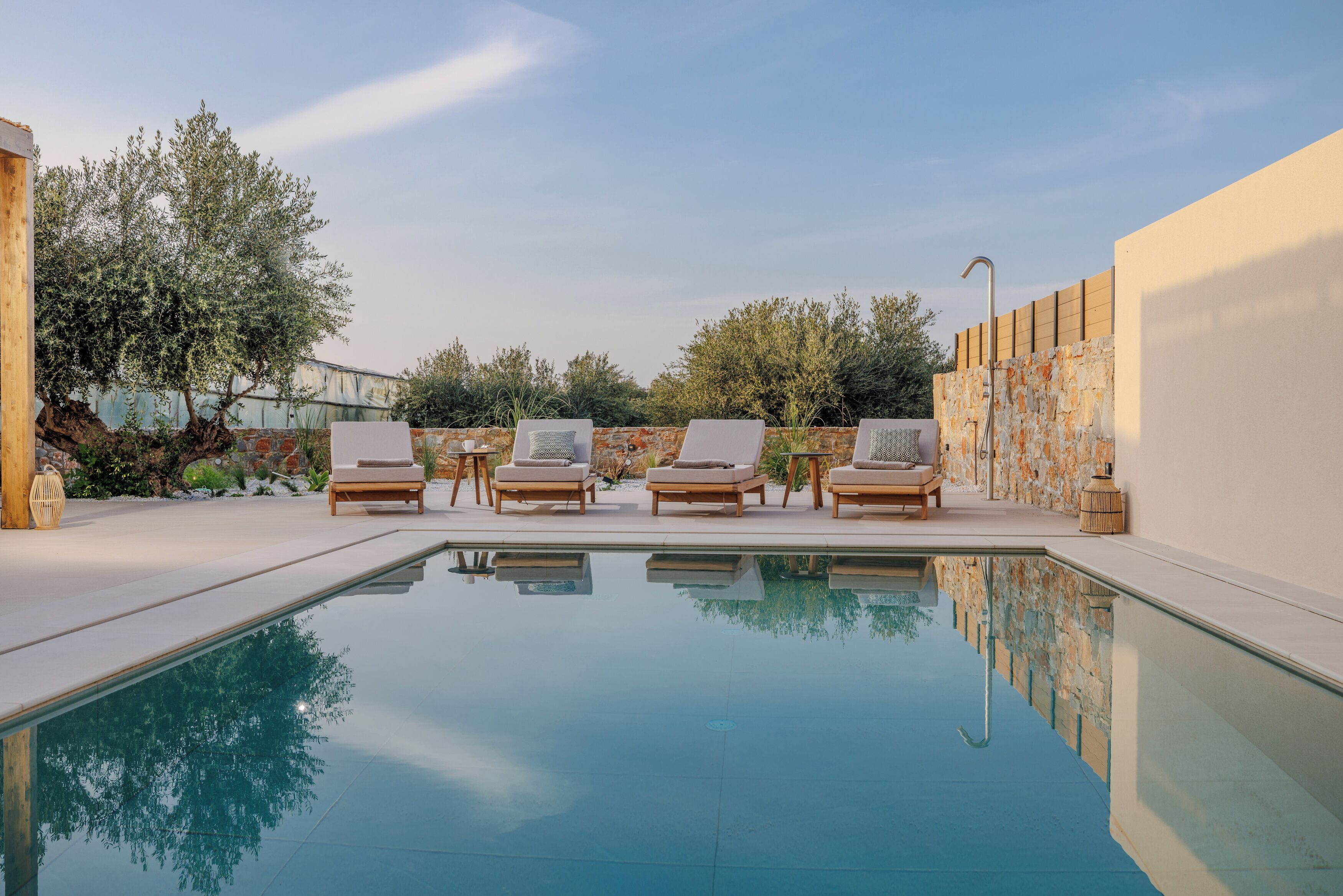 Sesongbasert utendørsbasseng