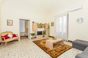 Fernseher, Videospiele, DVD-Player