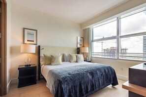 Deluxe Apartment, City View | Blackout drapes, soundproofing, iron/ironing board, free WiFi - AKA Brickell City Views Free Parking by Palermo Home (Miami)